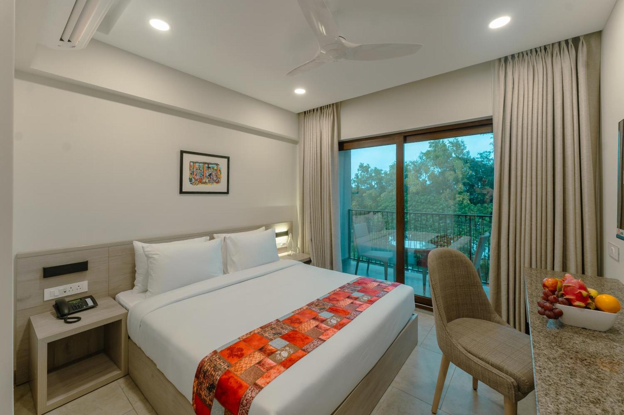 Comfort Inn Elite Jua Bagian luar foto