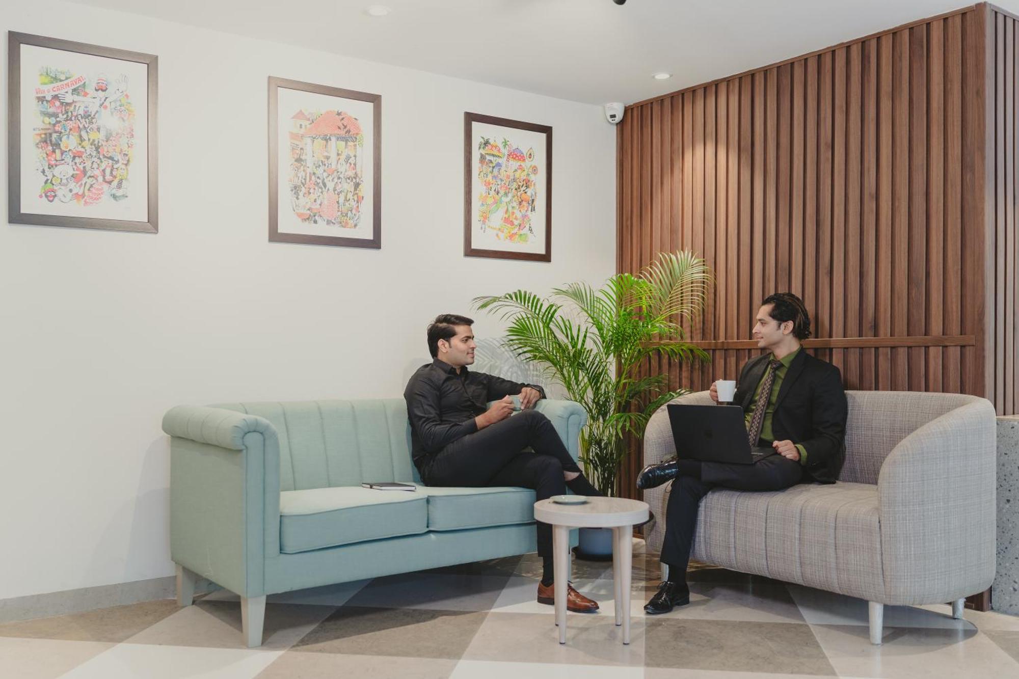 Comfort Inn Elite Jua Bagian luar foto
