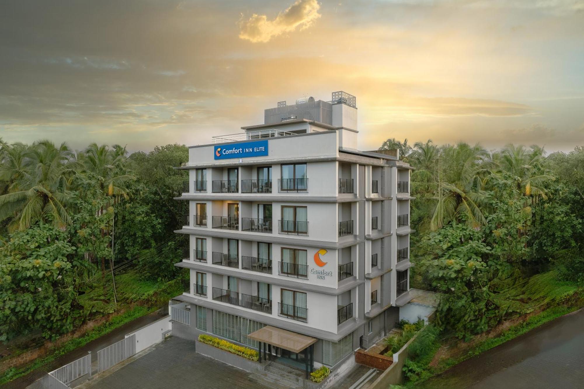 Comfort Inn Elite Jua Bagian luar foto